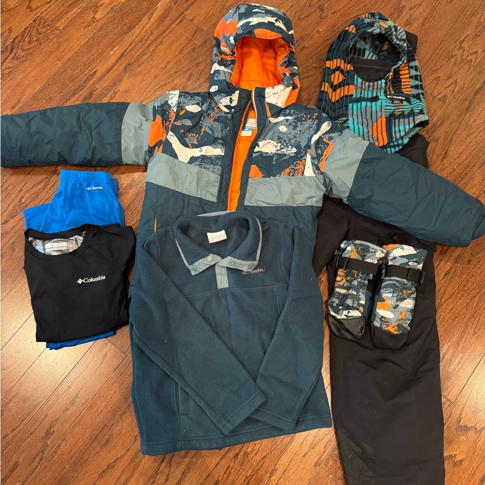 Columbia Boys Ski Bundle Jacket, Bib Pants, Balaclava, Mittens, Fleece Sweater